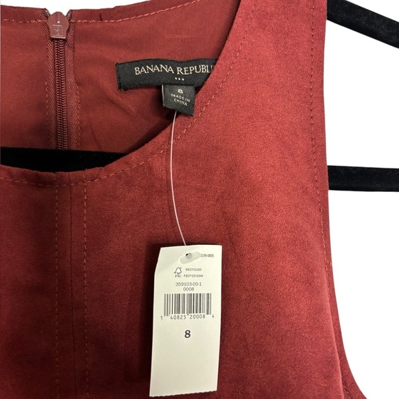 Banana Republic Business Casual Vegan Suede Sheath Dress in Red Size 8 NWT - Picture 4 of 14